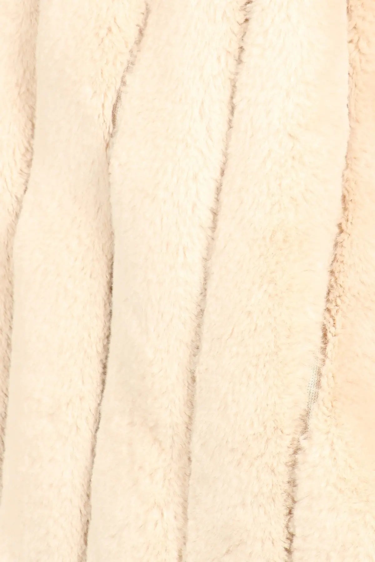 Plus Size Faux Fur Vest Jacket With Open Front, Hi-lo Hem, And Pockets - THE BODY FIX